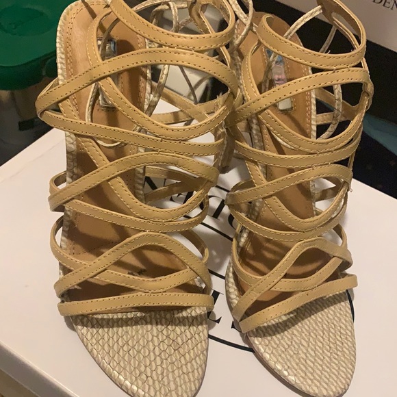 NORDSTROM TOP SHOP LACE UP SNAKESKIN HEEL - Picture 1 of 3